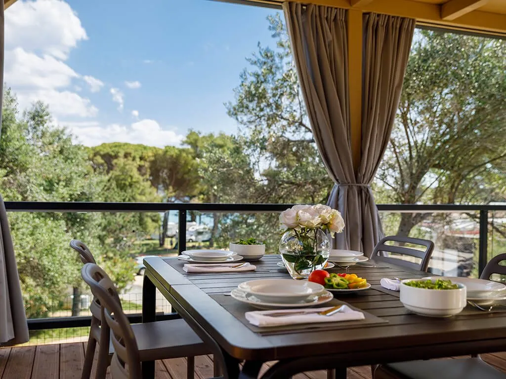 padova-camping-resort-marine-premium-camping-suite-interior-viii