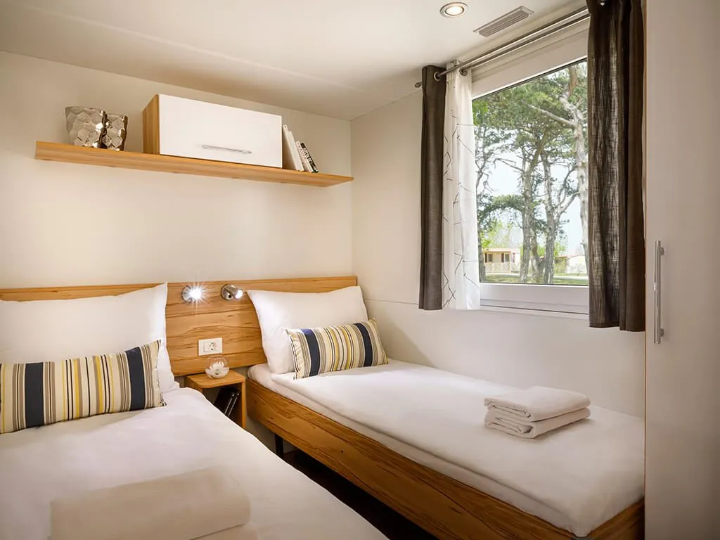 san-marino-camping-resort-superior-family-mobile-homes-interior-iv