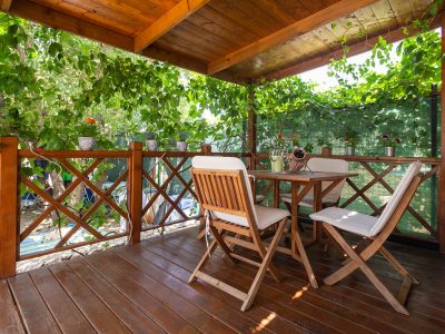 camping-slamni-mobile-home-terrace-2