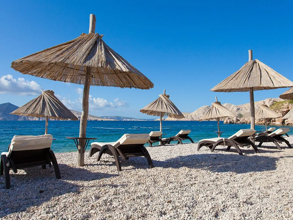naturist-camping-bunculuka-sandy-beach-2