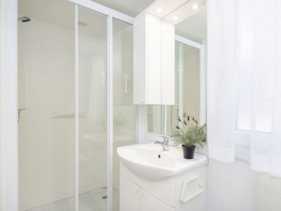 aminess-planet-camping-port9-resort-holiday-home-port9-interior-bathroom
