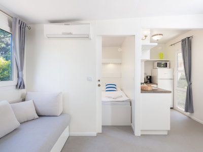 aminess-planet-camping-port9-resort-marko-polo-holiday-home-interior-living-room