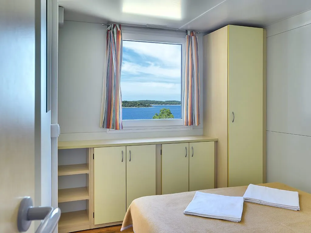 camping-brioni-superior-mobile-home-interior-4