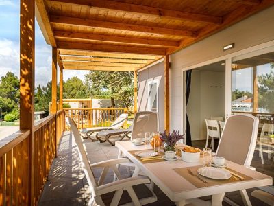 camping-porto-sole-mobile-home-superior-terrace