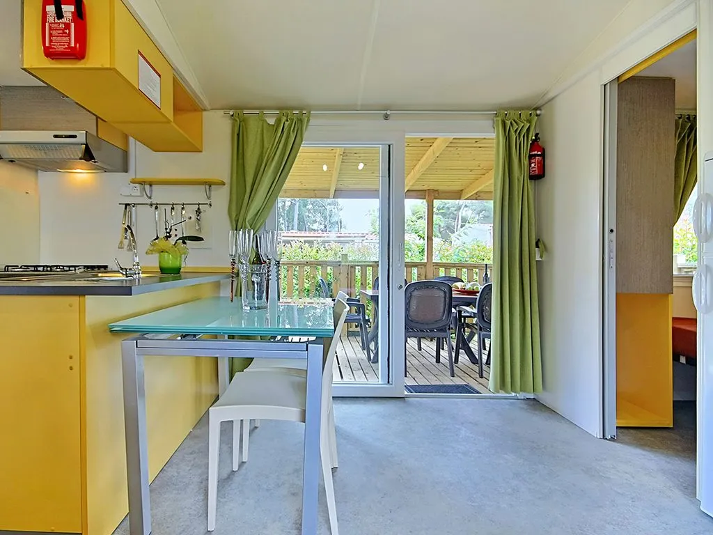 camping-resort-lanterna-oliva-mobile-homes-interior-iv