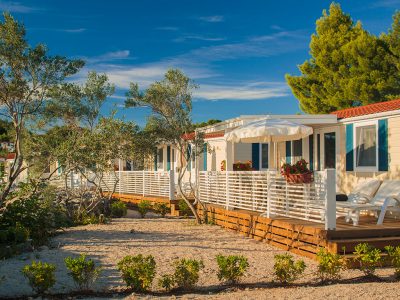 camping-skrila-superior-mobile-home-exterior-3