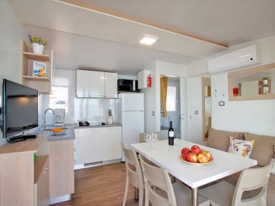 camping-skrila-superior-mobile-home-interior-3