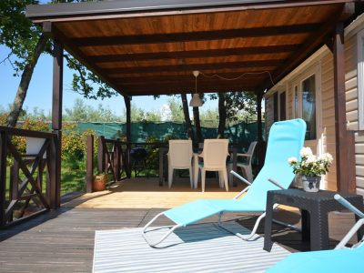 campsite-solaris-mobile-home-west-coast-exterior-terrace-ii
