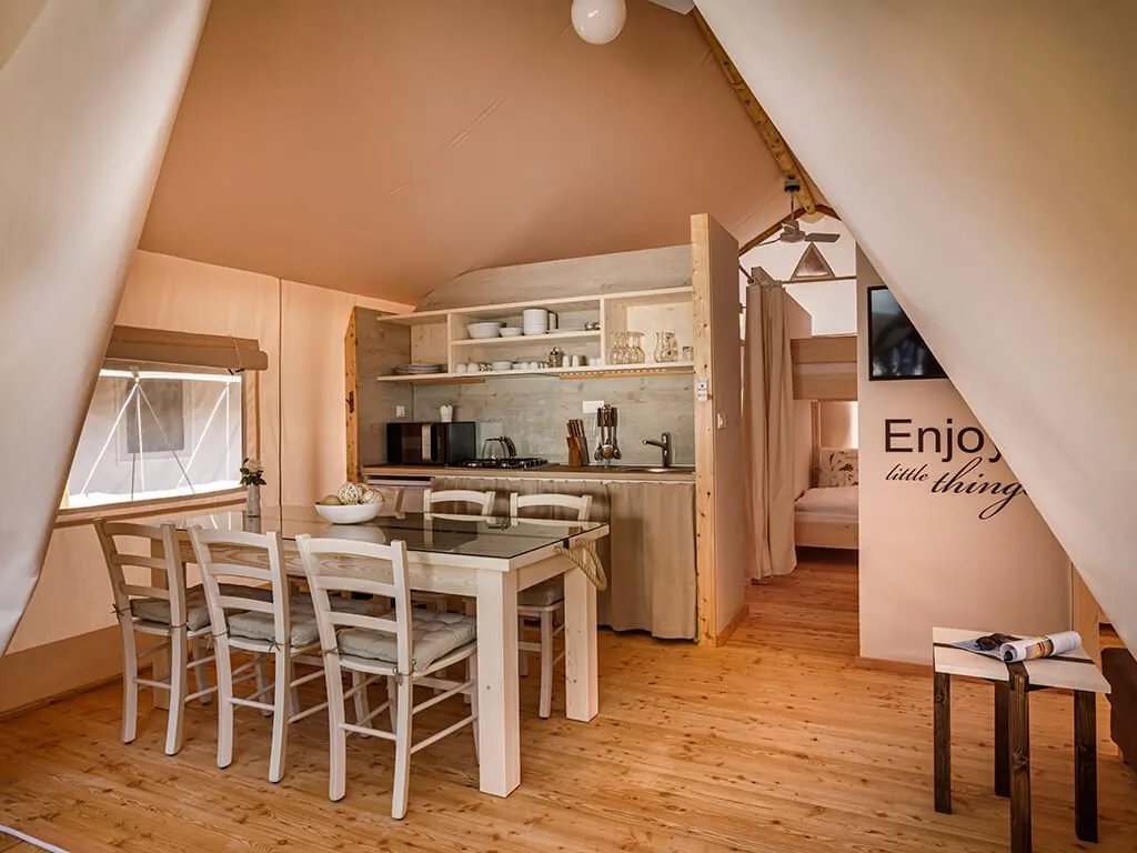 istra-premium-camping-resort-glamping-tent-interior