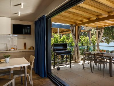 istra-premium-camping-resort-marbello-premium-camping-suite-home-interior