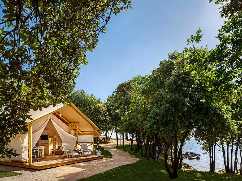 istra-premium-camping-resort-sunset-premium-glamping-tent-near-the-sea