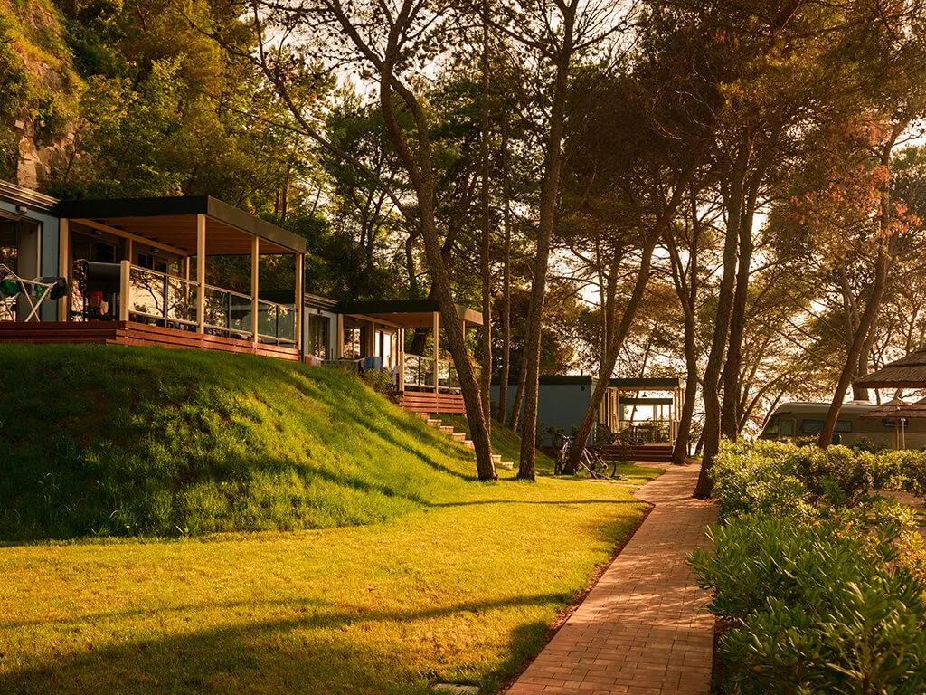 lanterna-premium-camping-resort-marbello-premium-suite