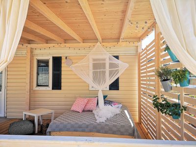 lanterna-premium-camping-resort-mobile-home-west-coast-terrace-9