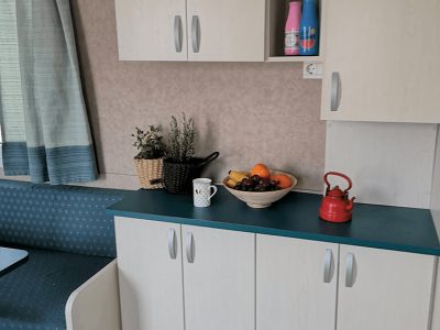 lanterna-premium-camping-resort-west-coast-mobile-homes-interior-iii
