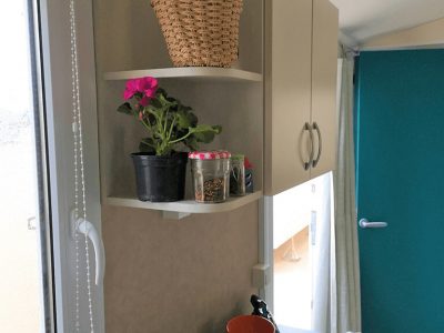 lanterna-premium-camping-resort-west-coast-mobile-homes-interior-iv-2