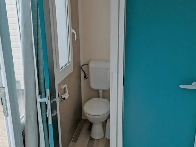 lanterna-premium-camping-resort-west-coast-mobile-homes-interior-vi