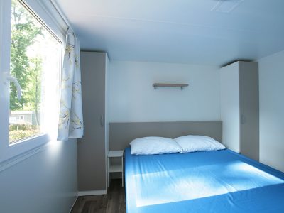 mobile-home-oliva-bedroom-double-bed