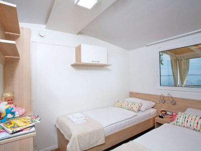 skrila-sunny-camping-superior-camping-home-v