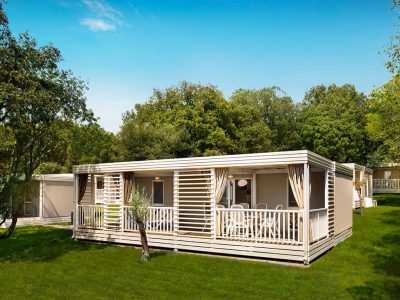 camping-amarin-mobile-home-family-exterior