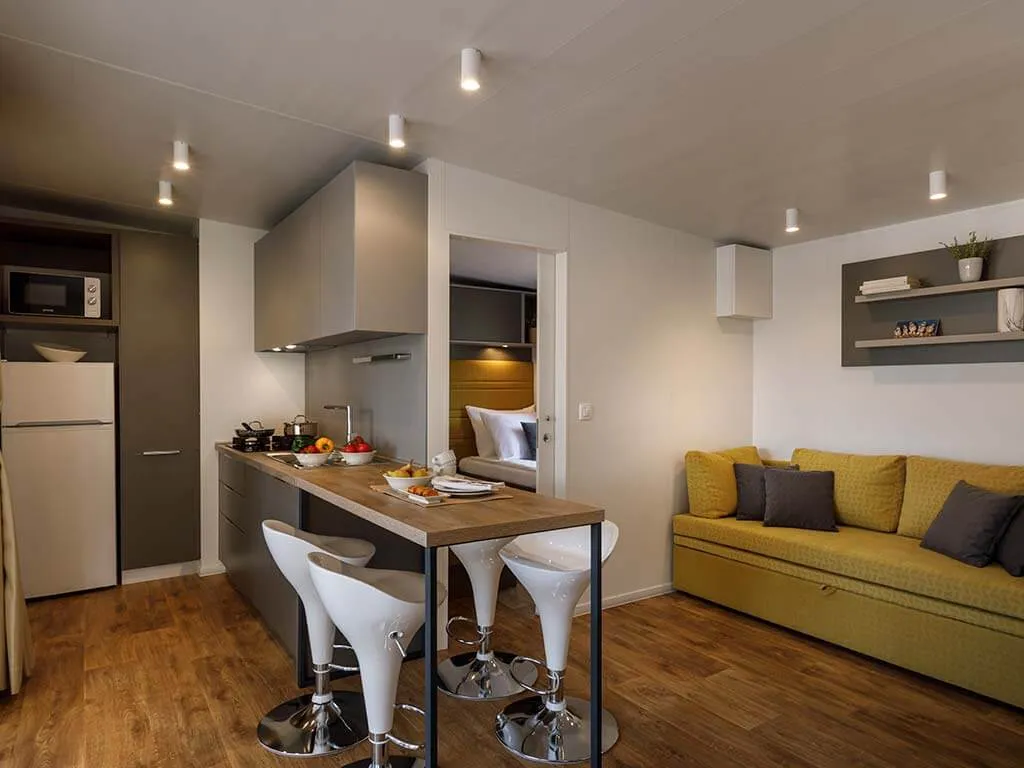 camping-amarin-mobile-home-standard-interior-3