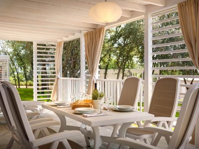 camping-amarin-mobile-home-standard-terrace-2
