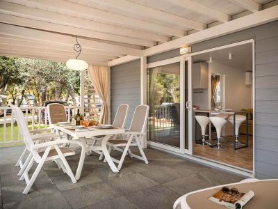 camping-amarin-mobile-home-standard-terrace