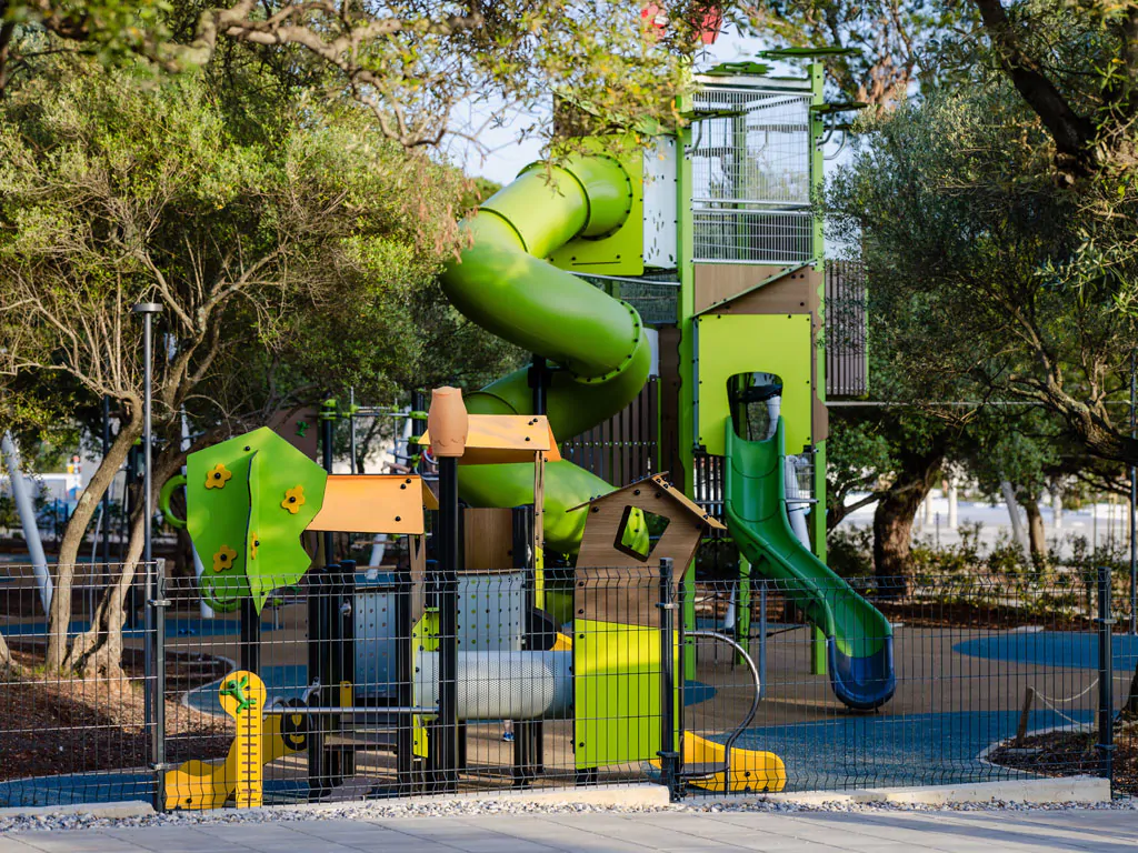 campsite-amarin-kids-playground