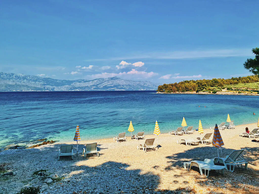 campsite-boutique-bunja-beach-adriatic-sea-mountains-view