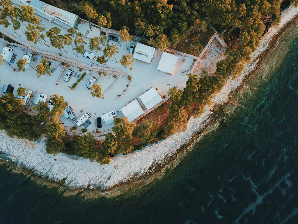 campsite-bunja-adriatic-cost-bird-view-pitches-i