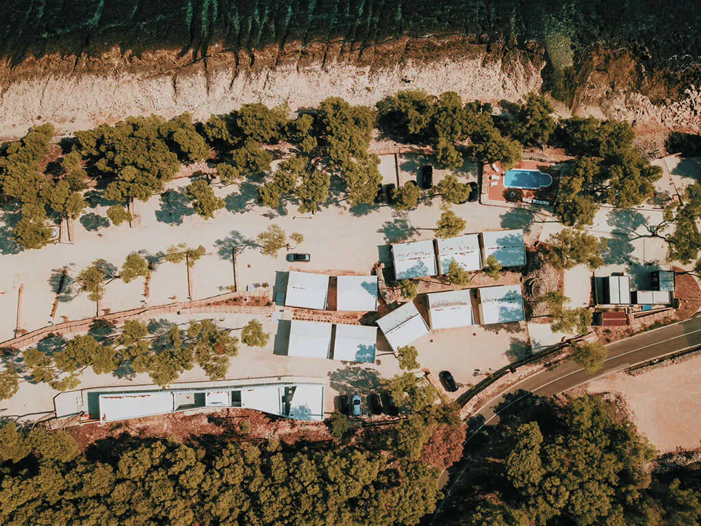 campsite-bunja-air-view-first-row-by-the-sea