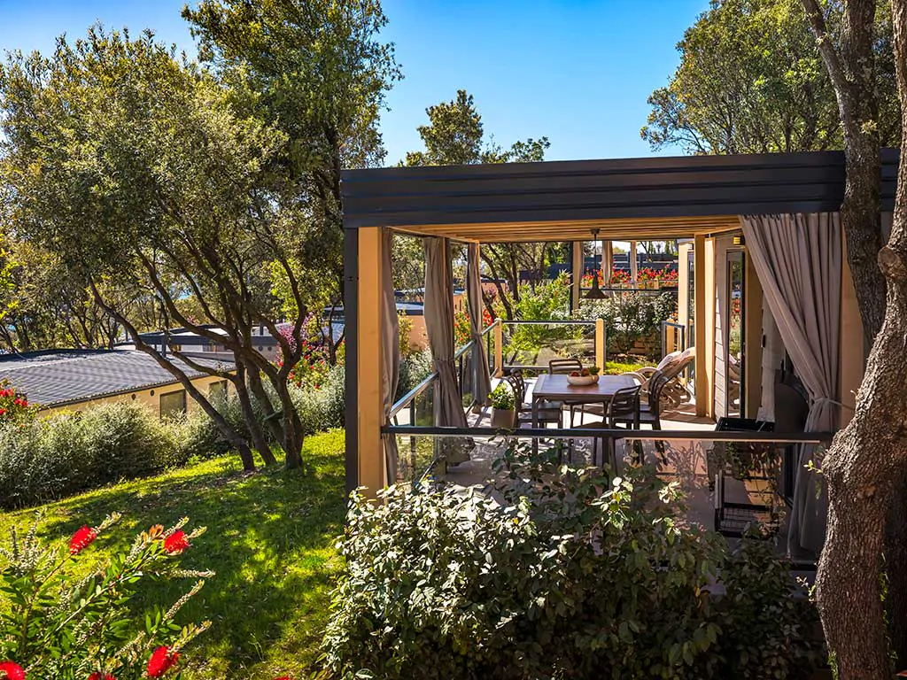 istra-premium-camping-resort-bella-vista-premium-family-camping-home-seaview