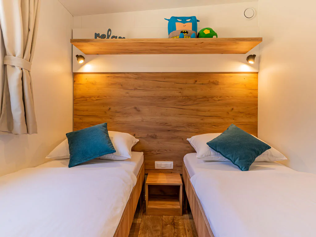 mobile-home-central-village-superior-interior-double-beds-3
