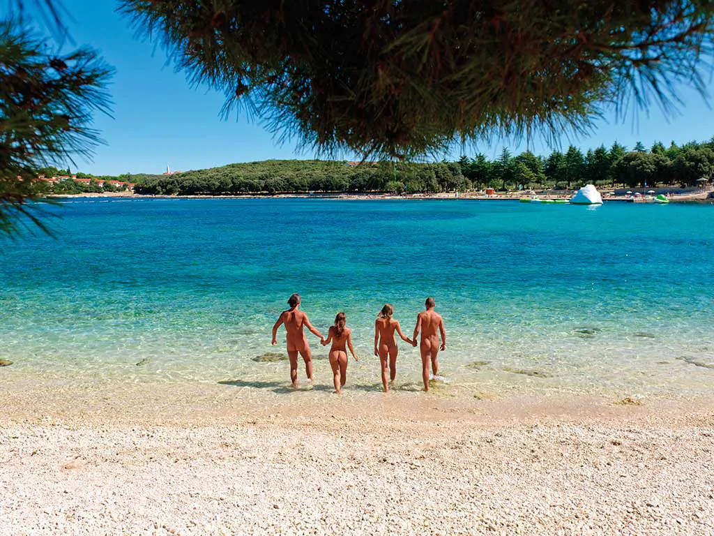 naturist-campsite-koversada-beach