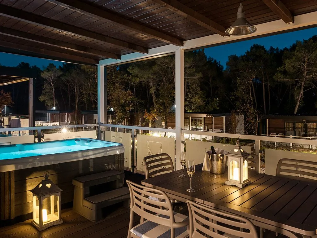 boutique-camping-santa-marina-premium-relax-mobile-homes-terrace-3
