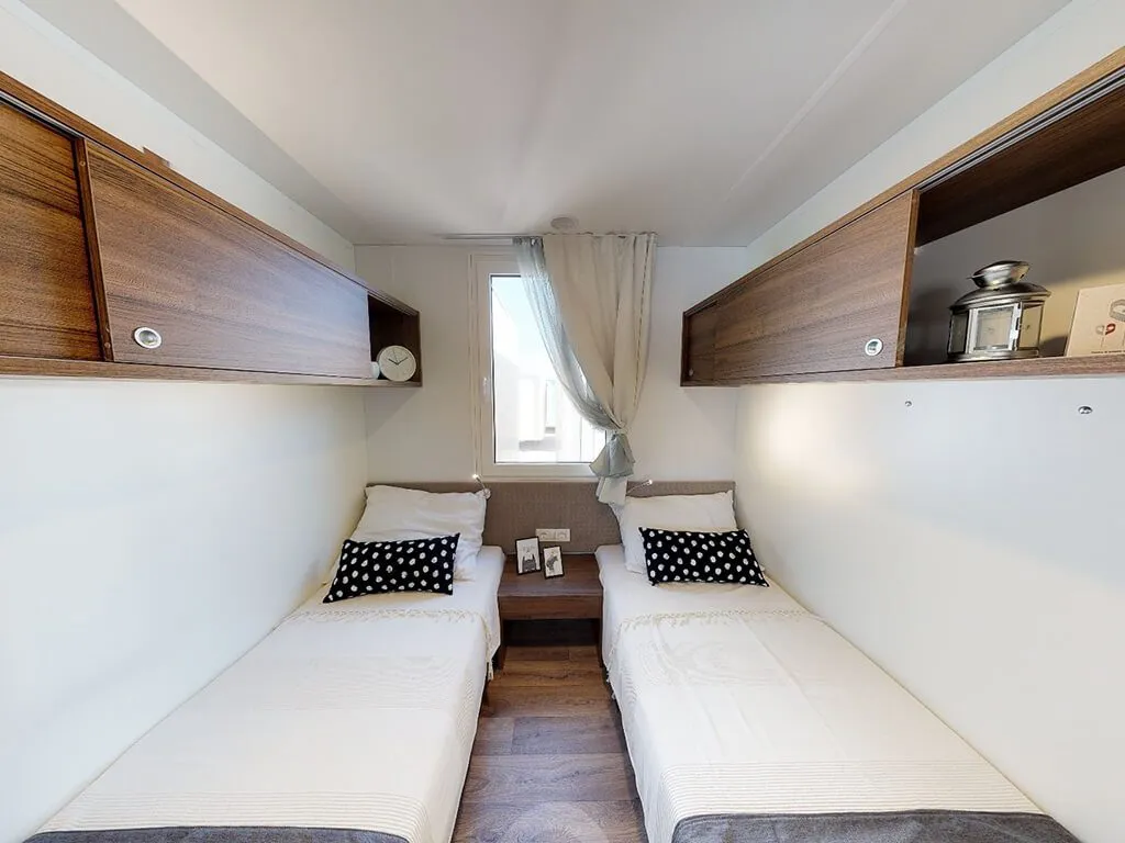 camping-belvedere-vranjica-mobile-home-family-2-bedroom