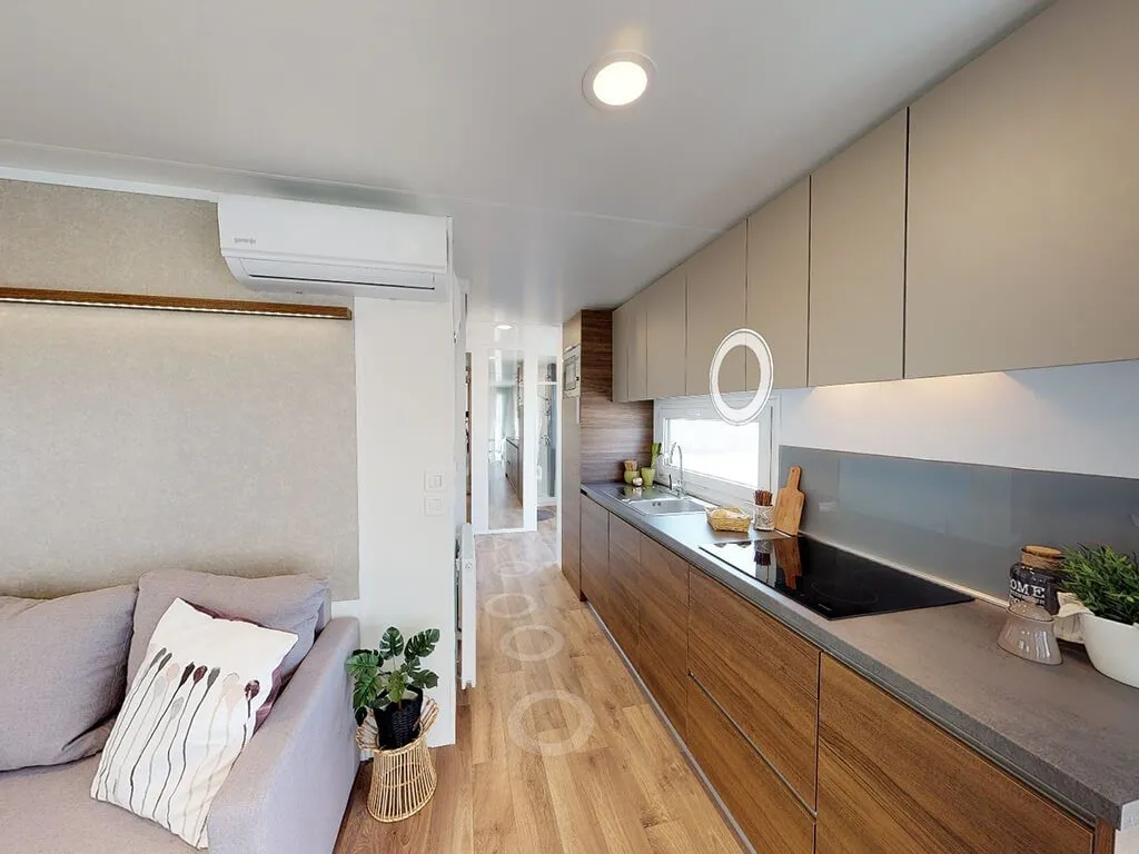 camping-belvedere-vranjica-mobile-home-family-2-interior