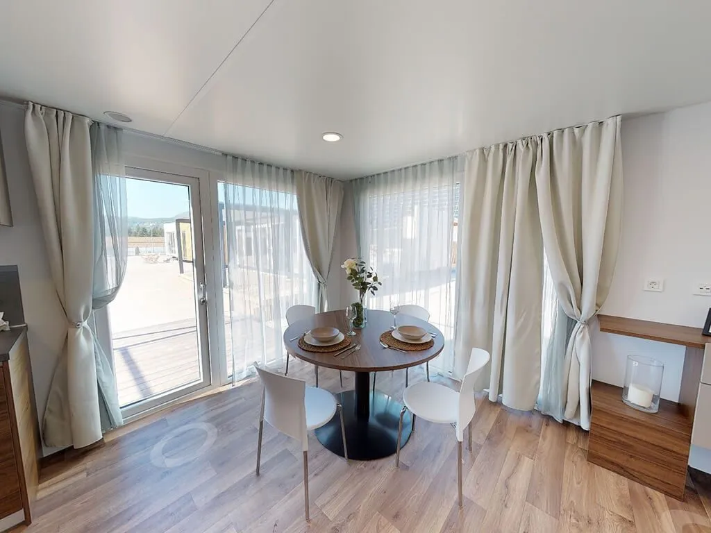 camping-belvedere-vranjica-mobile-home-family-2-interior-3