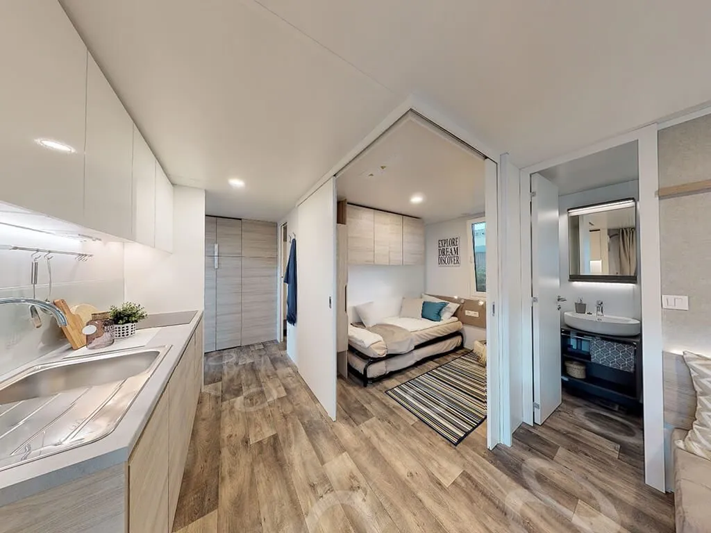 camping-belvedere-vranjica-mobile-home-family-3-interior-3
