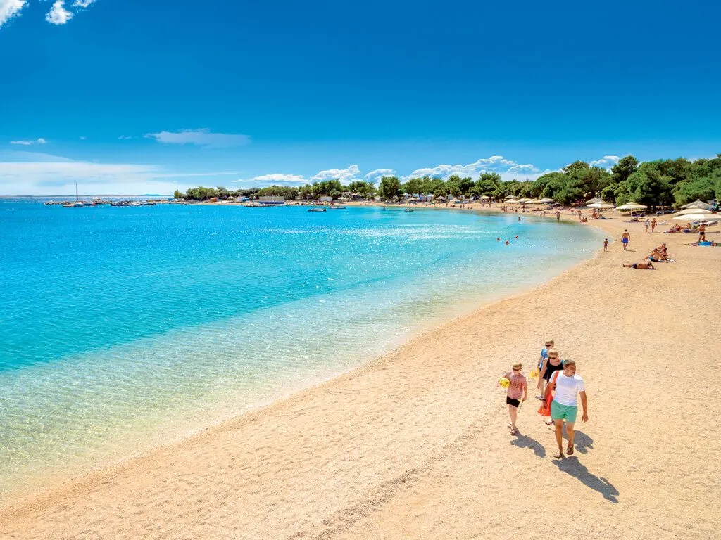 campsite-simuni-pebble-beach