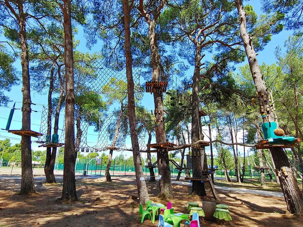 camping-bivillage-adrenalin-park