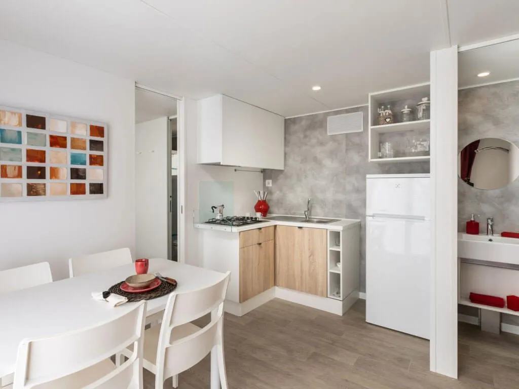 camping-bivillage-mobile-home-supina-interior