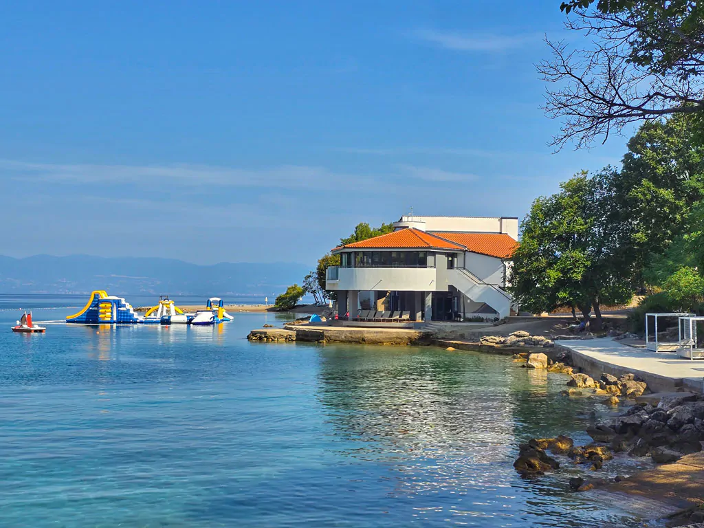 aminess-style-camping-atea-resort-beach-water-park-view