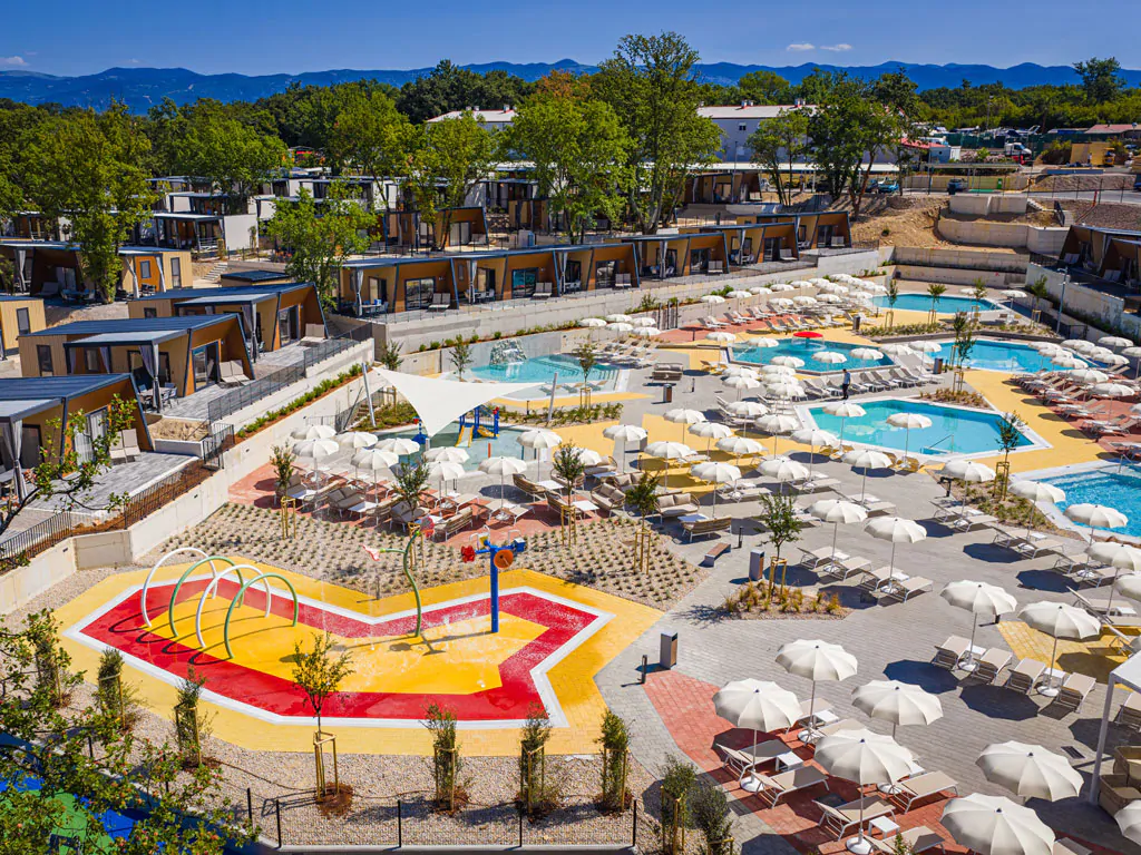 aminess-style-camping-atea-resort-pool-complex-pool-panorama-attractions