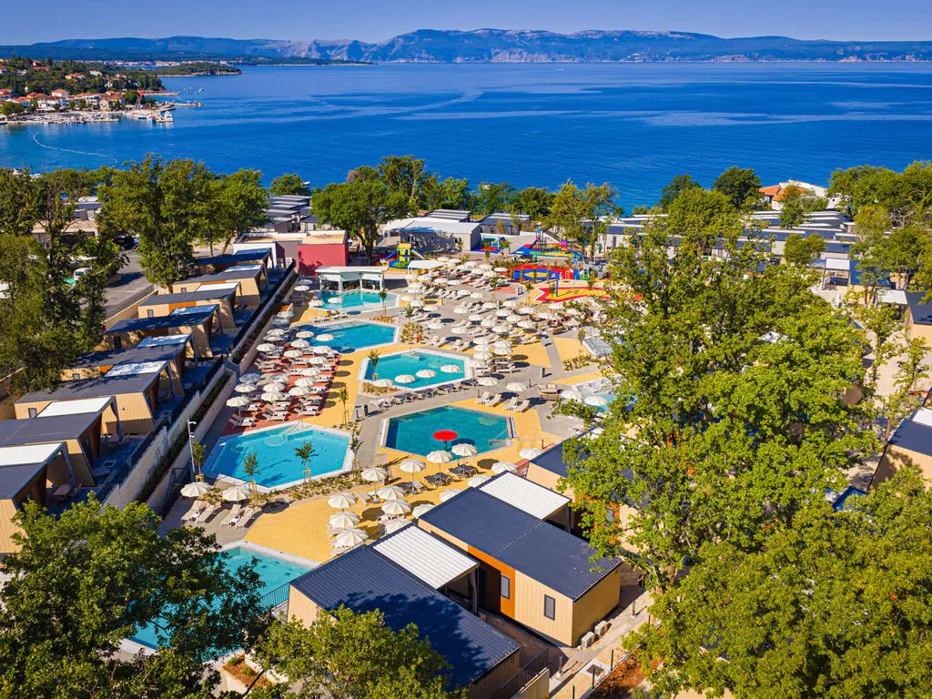 aminess-style-camping-atea-resort-pool-complex-pool-panorama-sea-view