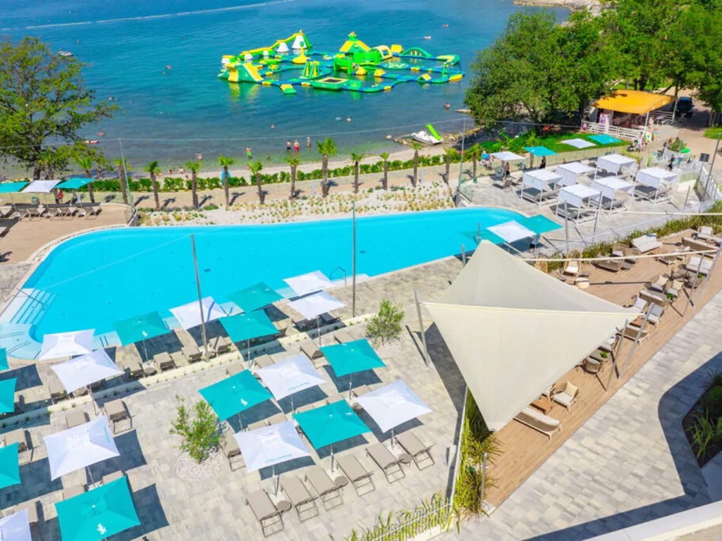 camping-bijela-uvala-pool-air-view-3