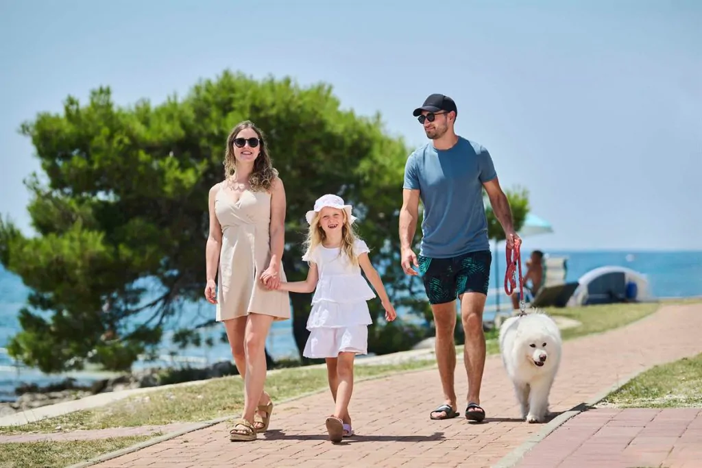 campsite-bijela-uvala-family-time