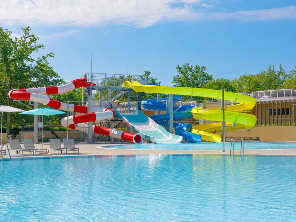 campsite-bijela-uvala-outdoor-pool-fun-for-kids