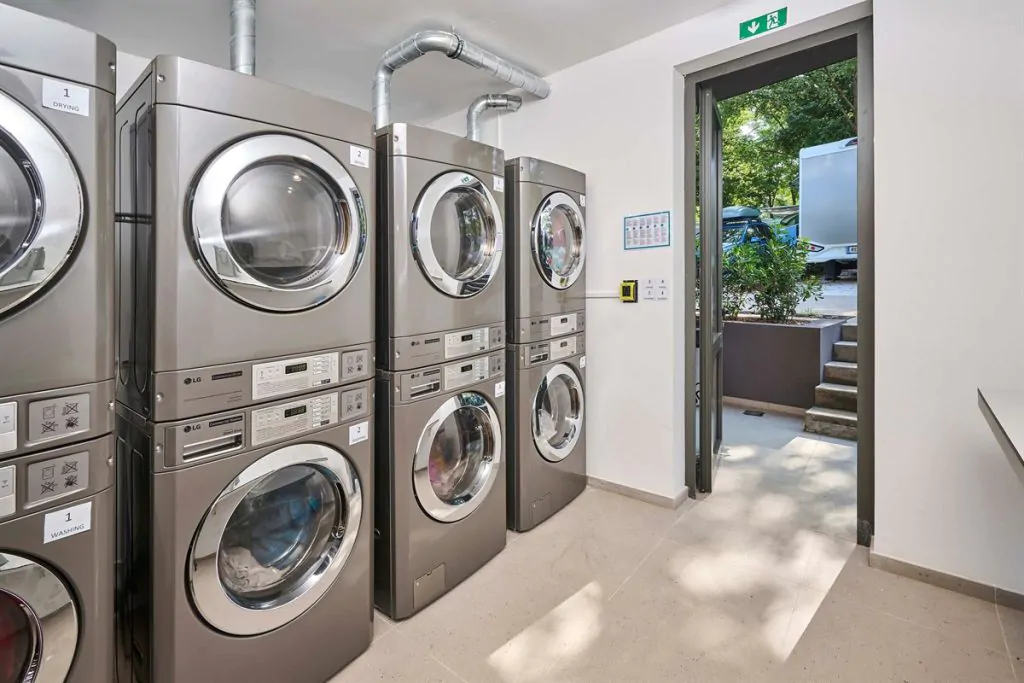 campsite-bijela-uvala-sanitary-corner-washing-machines