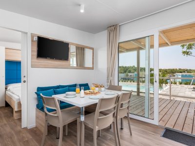 camping-omisalj-interior-of-mobile-home-ii-3