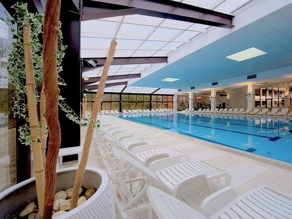 camping-terme-jezercica-indoor-pool-7